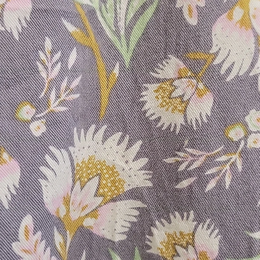 Universal Thread small button down - Picture 3 of 4